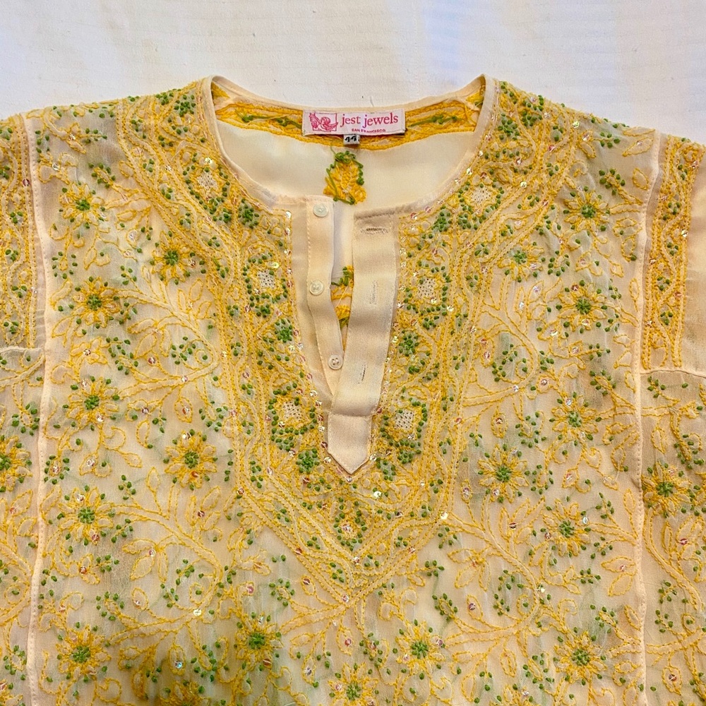 Vintage 70s deadstock embroidered tunic
